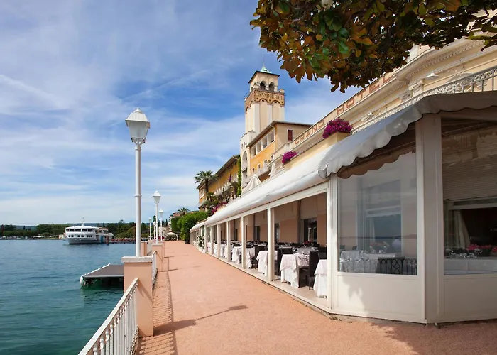 Hotel Jacuzzi: Grand Hotel Gardone